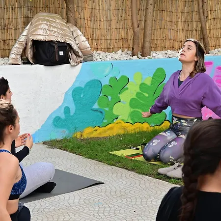 Хостел Lisbon Soul Surf Camp Кашкайш