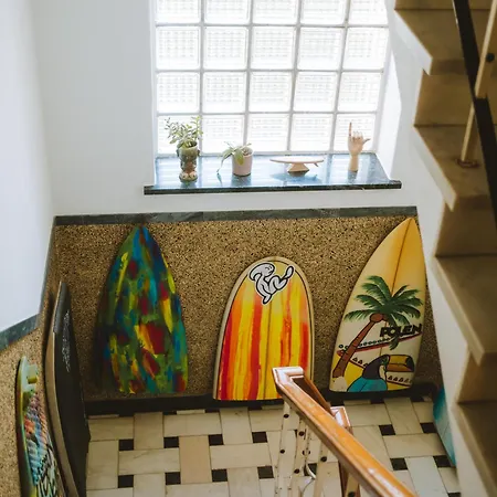 Хостел Lisbon Soul Surf Camp Кашкайш