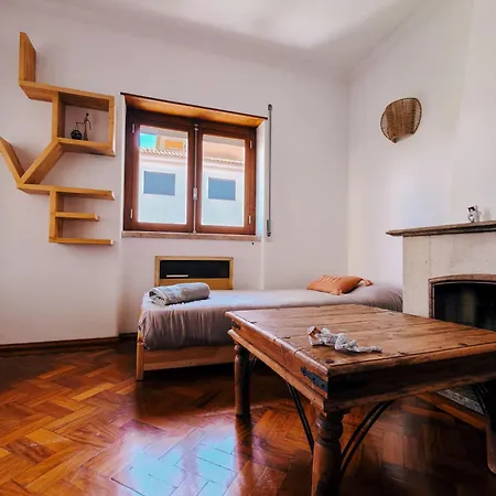 Lisbon Soul Surf Camp Vandrarhem