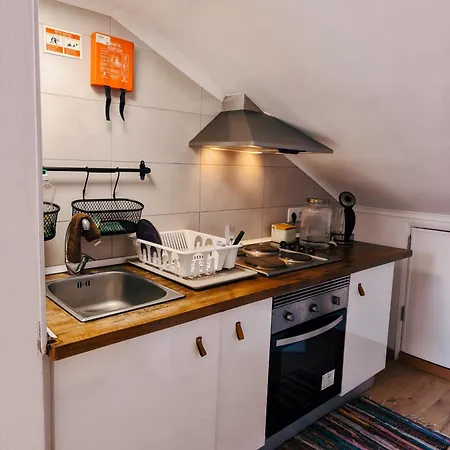 Vandrarhem Lisbon Soul Surf Camp